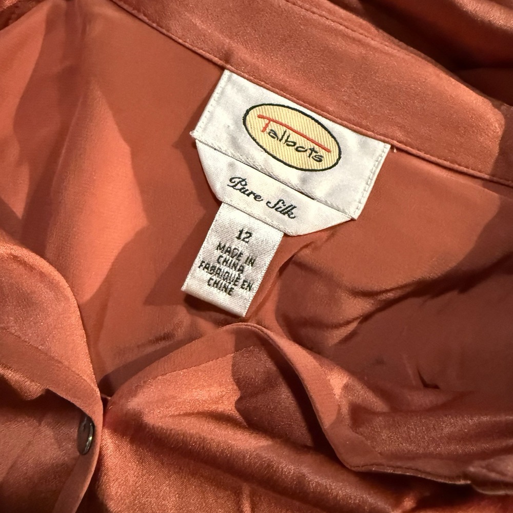 Talbots Pure Silk Blouse Top Women's Size 12 Long Sleeve Career Classic - Picture 3 of 7